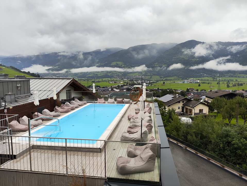 Pool ever.grün KAPRUN 