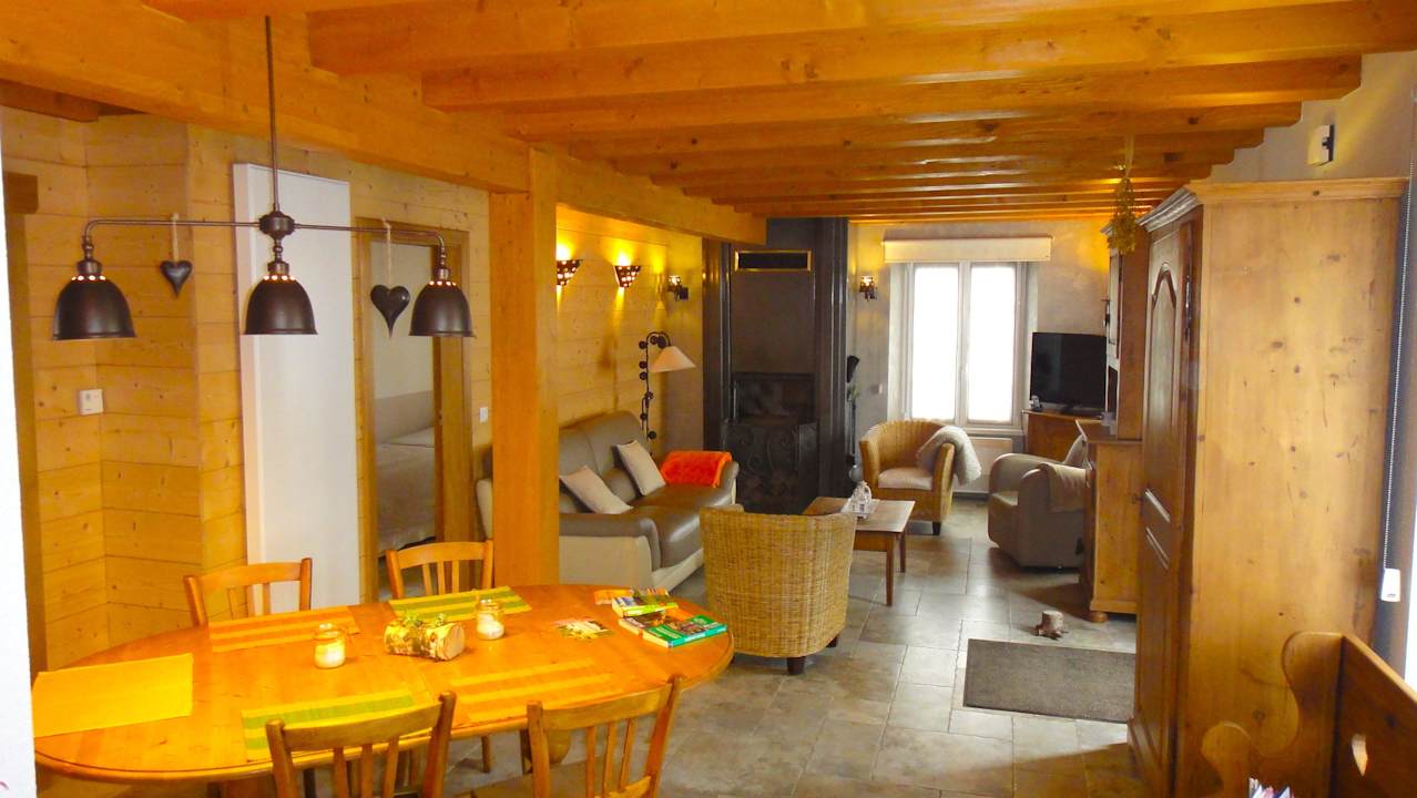 Espace repas & salon Gite Citybreak Selestat Alsace 67