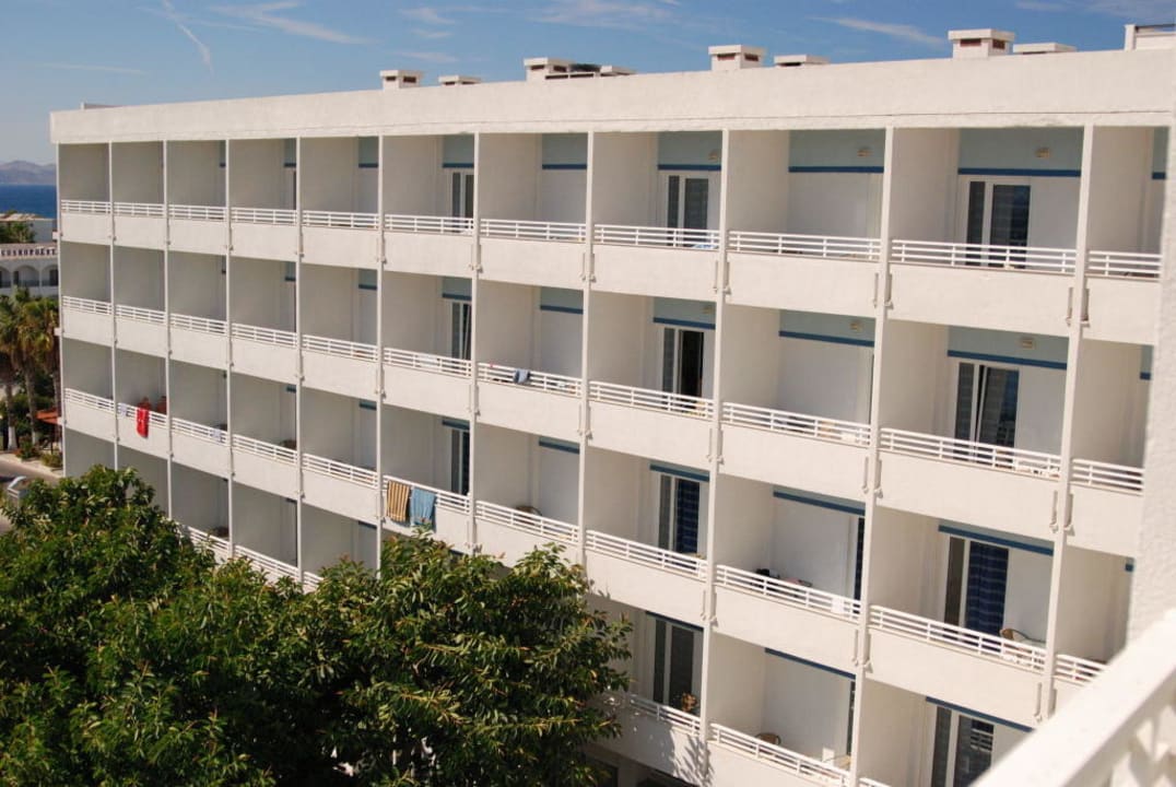Akademik Atlantis Hotel