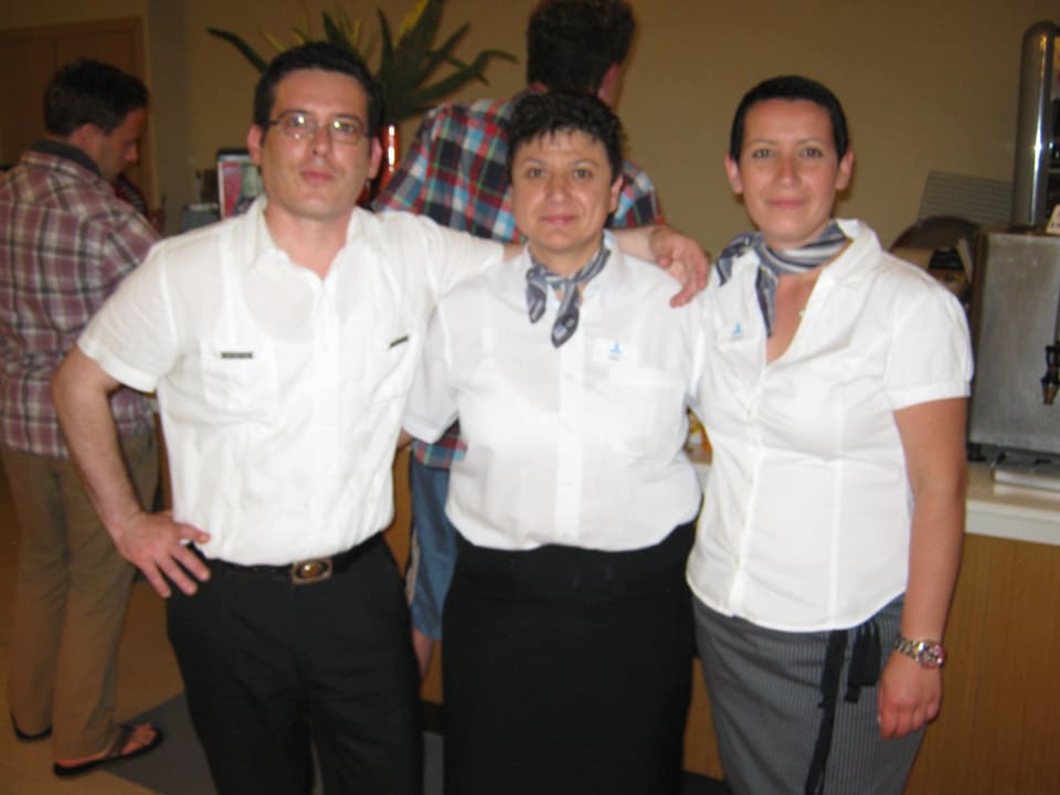 Ein tolles Team: Dennis, Vicky und Sofia alltoura Club Hotel Poseidon Palace