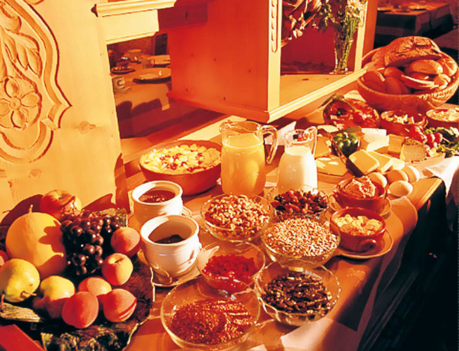 Frühstücksbuffet Sporthotel Krone