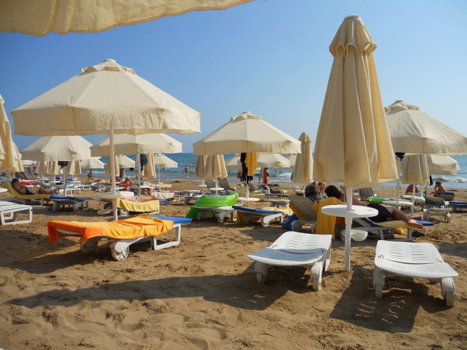 Strand Melas Holiday Village