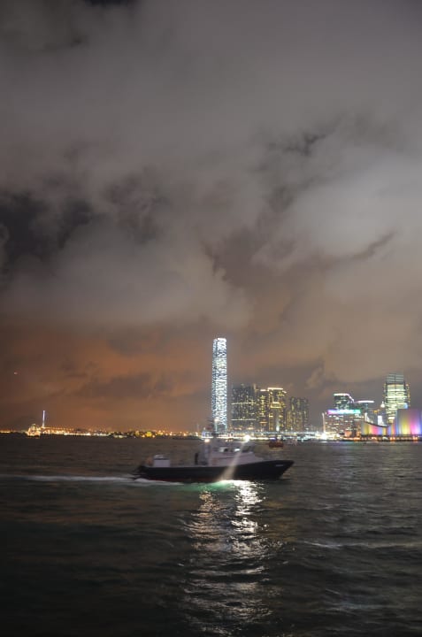 Das Hotel bei Nacht  Hotel The Ritz-Carlton Hongkong