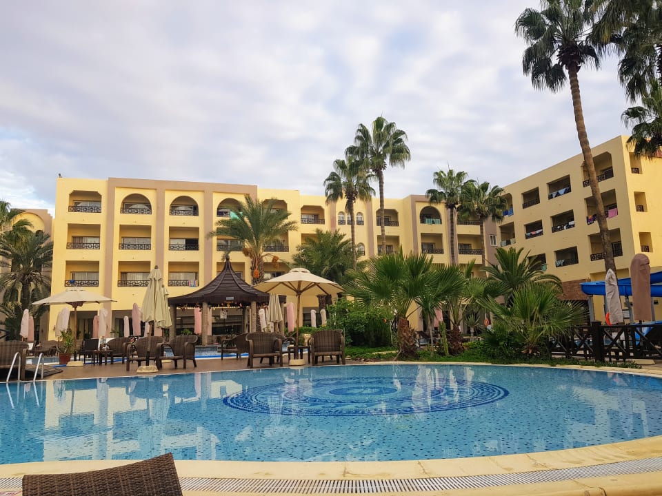 Pool Hotel Paradis Palace