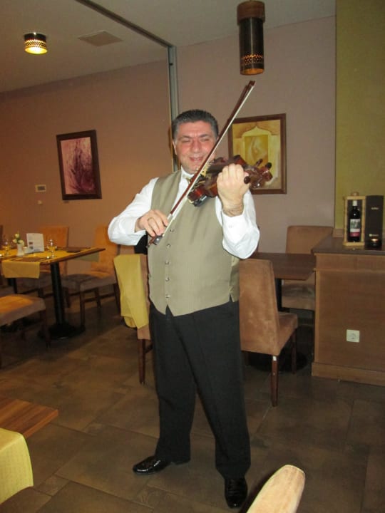 Life Musik jeden Freitag und Samstag im Speisesaal Caramell Premium Resort