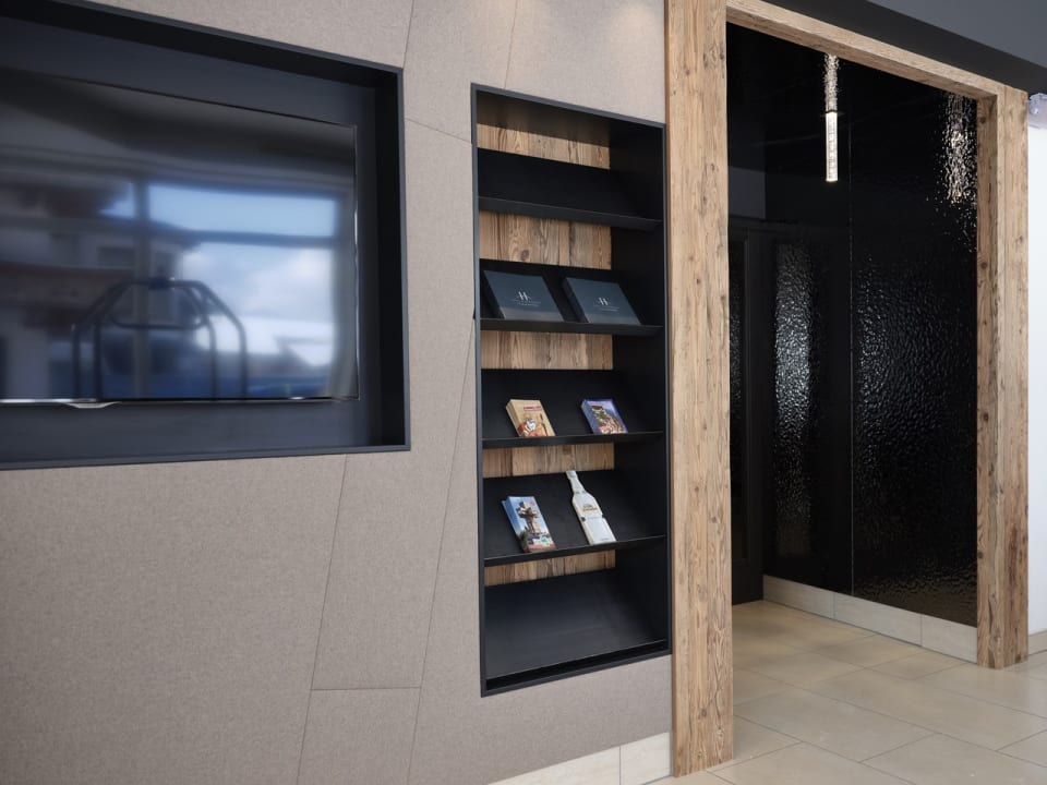 Lobby Hotel Heigenhauser