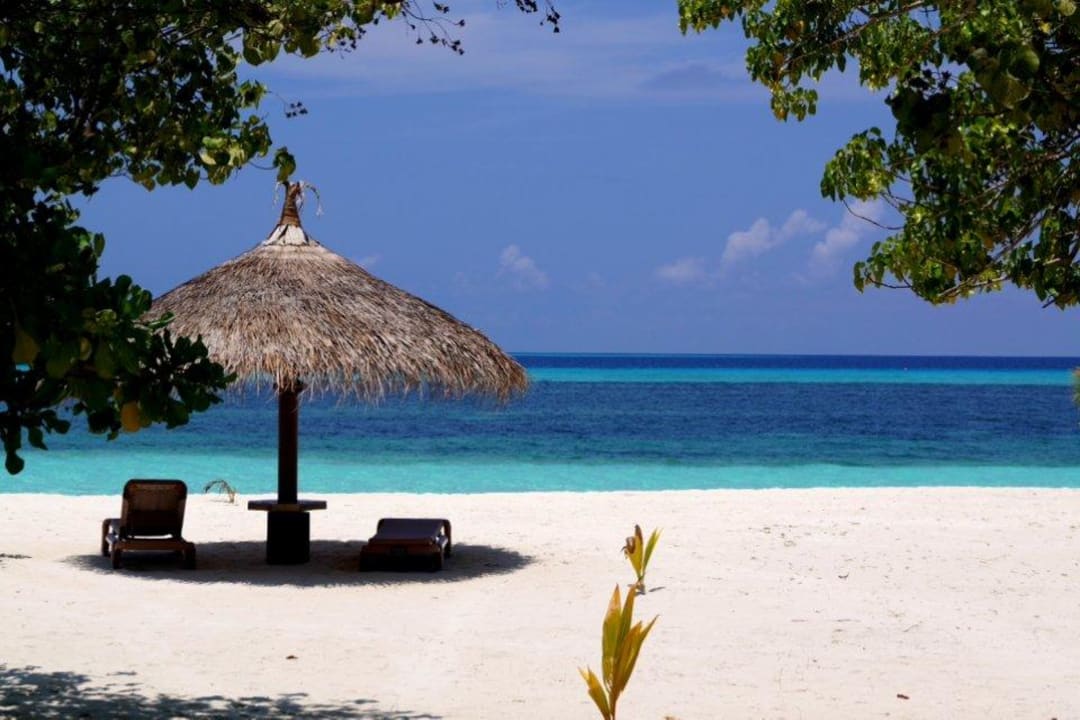 Aussicht von unserer Terrasse Kuredu Island Resort & Spa