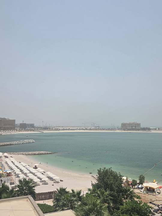 Strand Mövenpick Resort Al Marjan Island