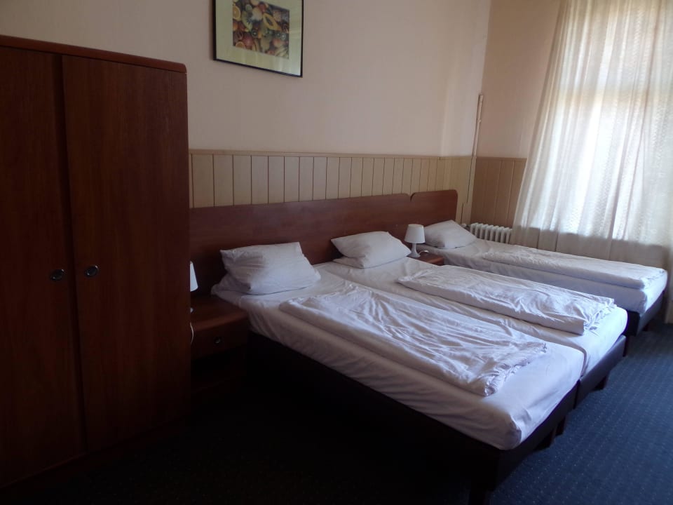 Grosses Zimmer Hotel Pension Rheingold