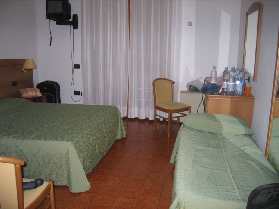 Unser Zimmer Park Hotel Zanzanu