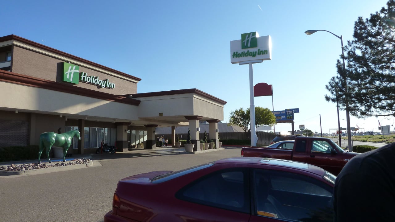 Holiday Inn Amarillo Fairfield by Marriott Inn & Suites Amarillo Central