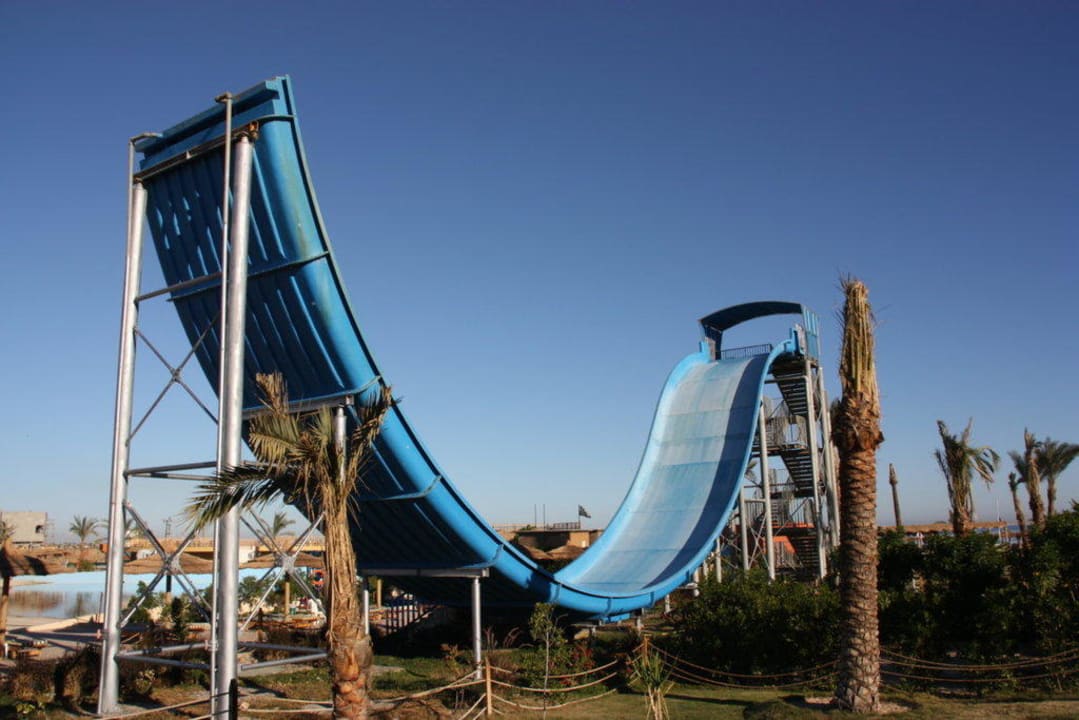 Die Wasserrutsche Titanic Beach Spa & Aqua Park