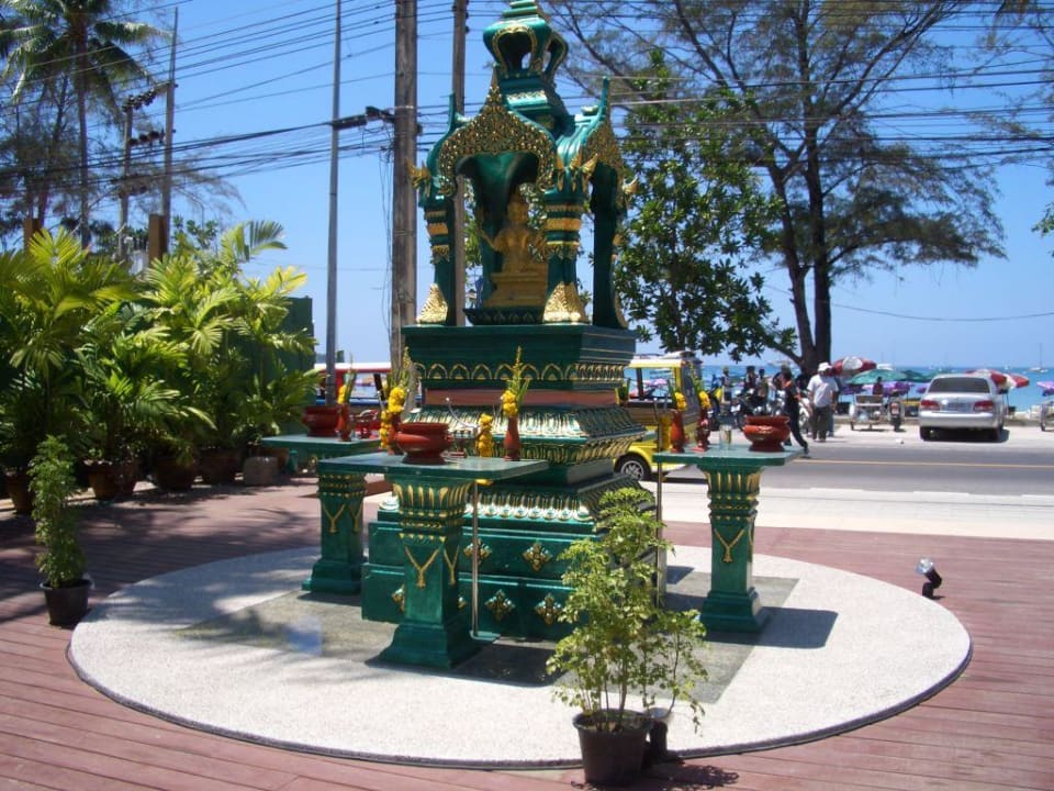 Geisterhaus des Hotels Courtyard by Marriott Phuket, Patong Beach Resort