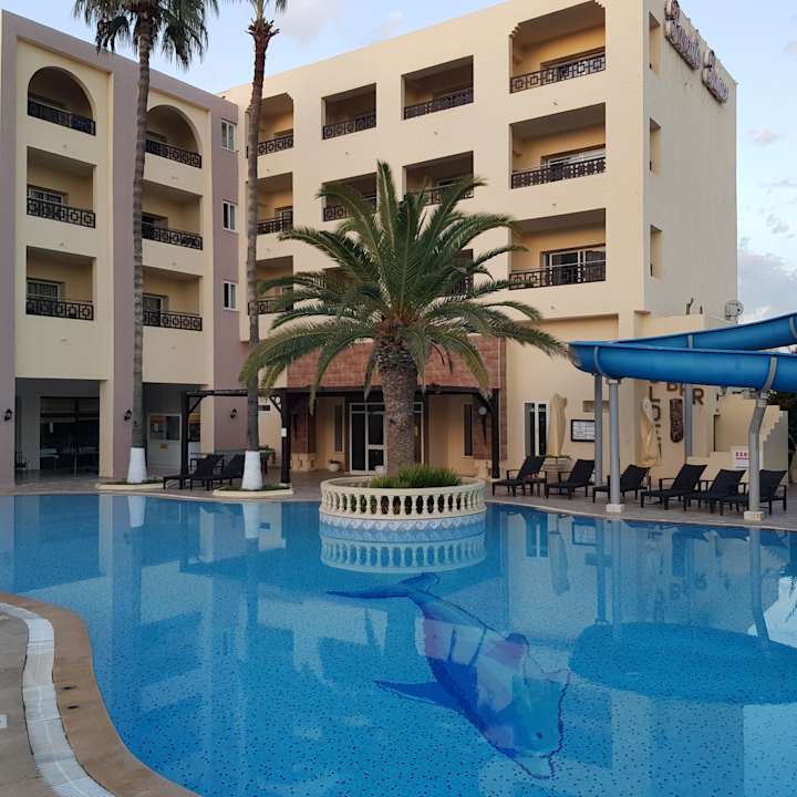 Pool Hotel Paradis Palace