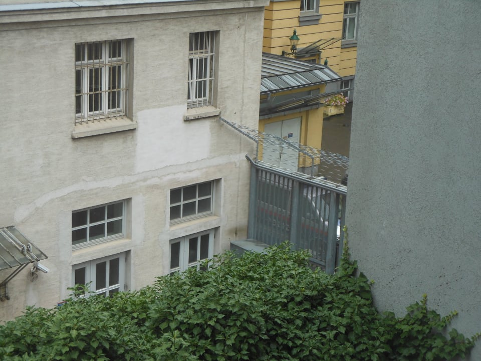 Nach hinten raus Hotel Deutschmeister