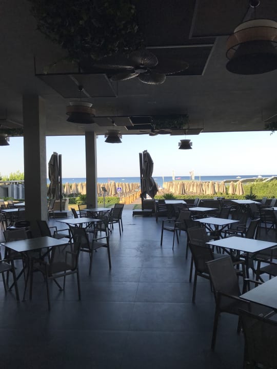 Strand Side Sunport Hotel & Spa
