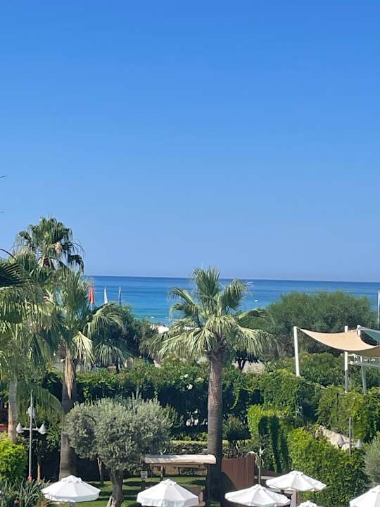 Außenansicht Commodore Elite Suites & Spa - Adults only