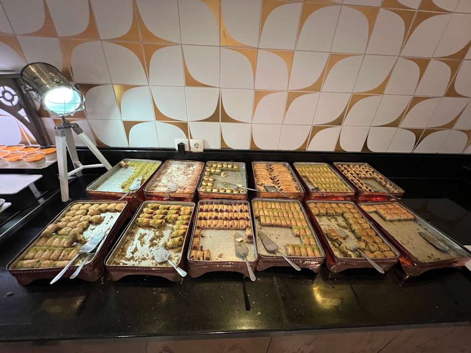 Gastro Xanadu Resort Hotel