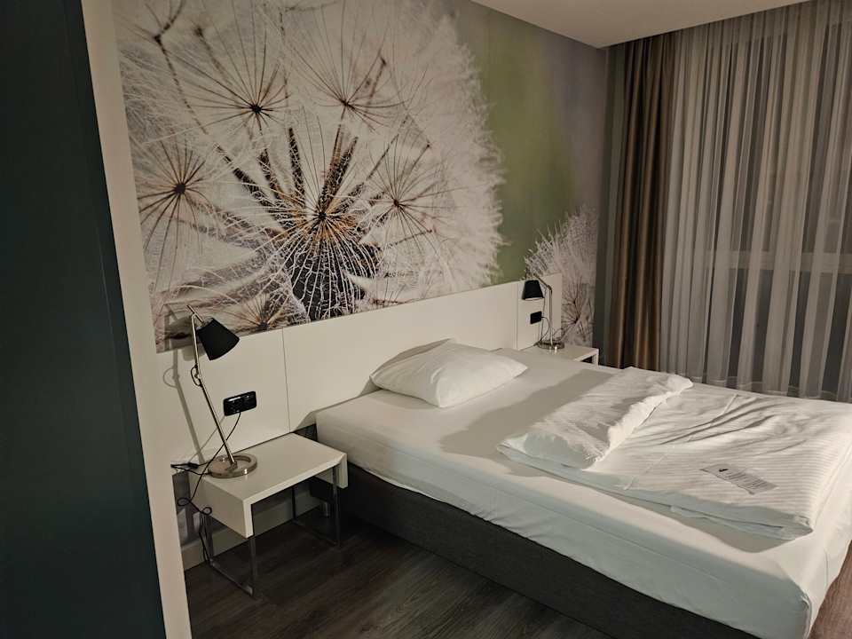 Zimmer Hotel Days Inn Dessau