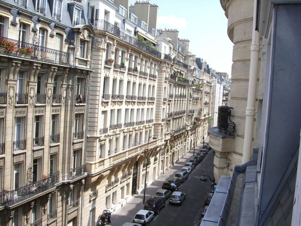 Aussicht vom Dachzimmer XO Hotel Paris