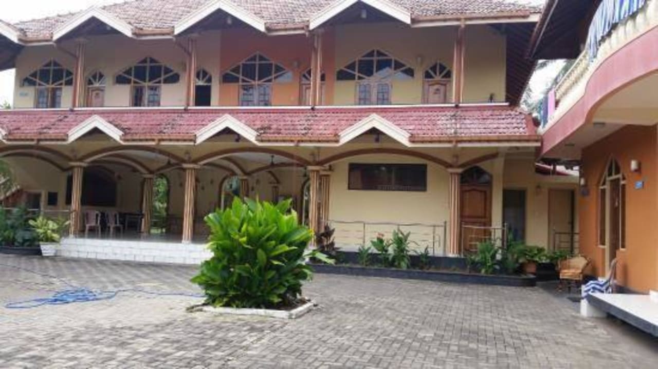 Der innenhof Paradise Holiday Village