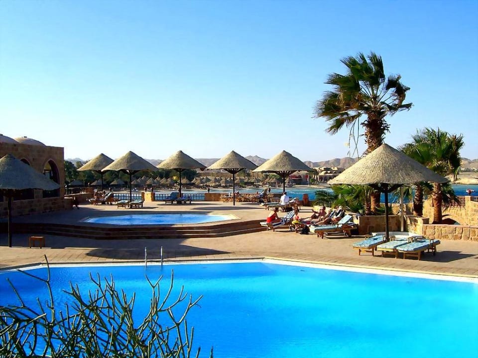 Die Hauptpools Mövenpick Resort El Quseir