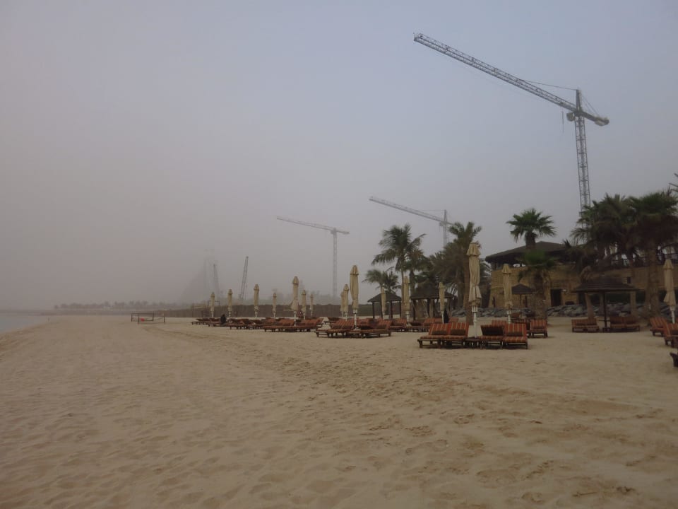 Baustelle nebenan Jumeirah Mina Al Salam