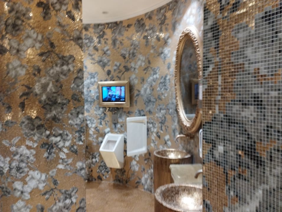 Sonstiges Azura Deluxe Resort & Spa Hotel