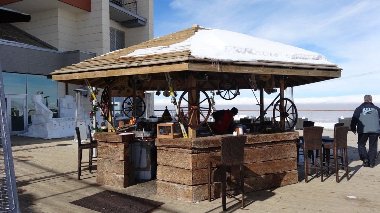 Bar zewnętrzny  Xanadu Snow White Hotel