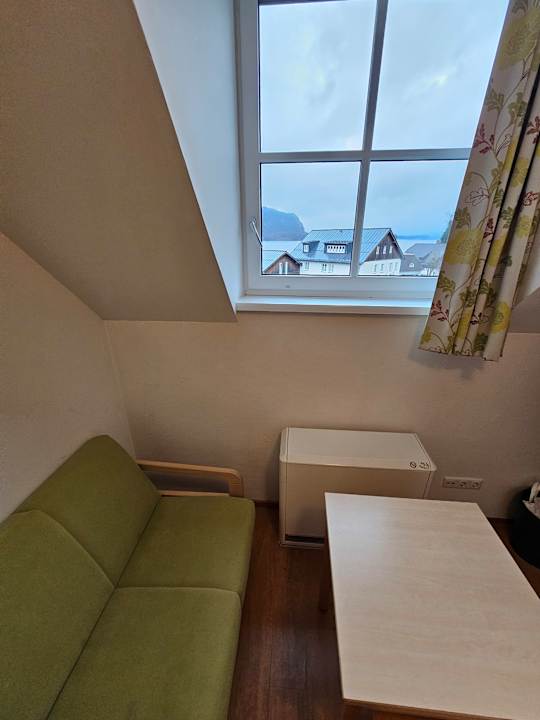 Zimmer Jugendgästehaus/Youth Hostel St. Gilgen