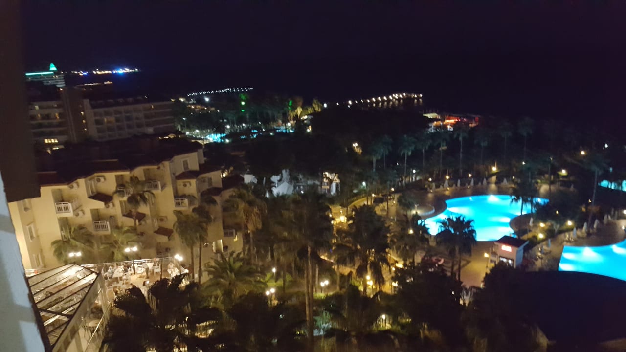 Ausblick Iz Flower Side Beach Hotel