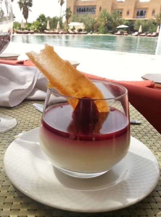 Mittag im Poolrestaurant, Desserts SPITZE Sahara Palace Marrakech