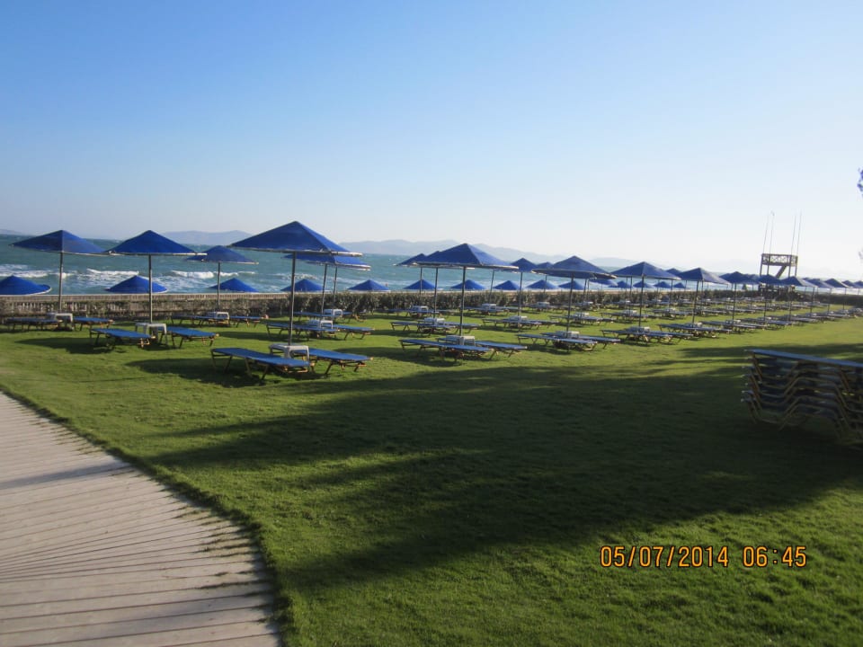 Wolken?! Neptune Luxury Resort