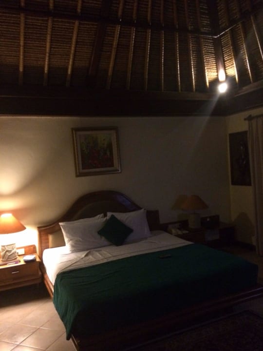 Das Bett  Puri Bagus Lovina