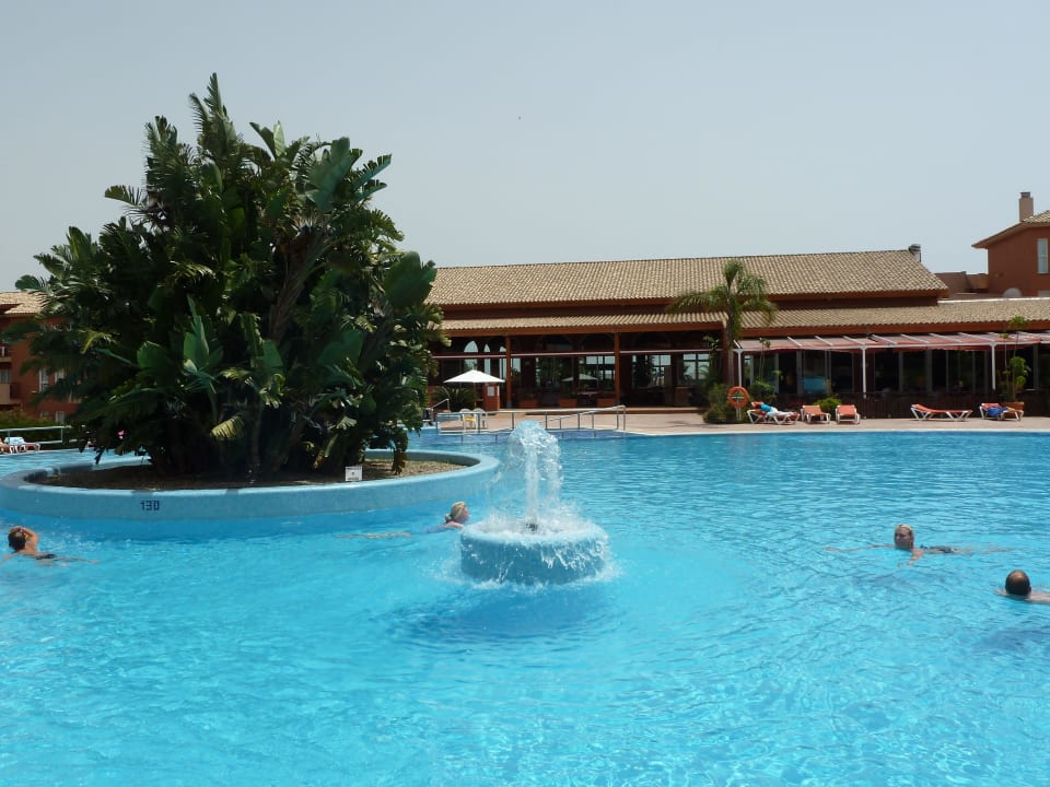 Pool Ilunion Sancti Petri