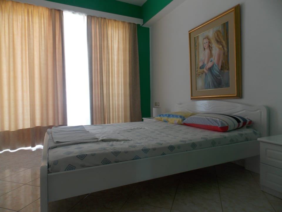 Zimmer Damian Saranda Hotel