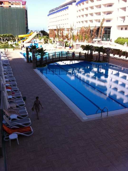 Blick vom Zimmer Dizalya Palm Garden