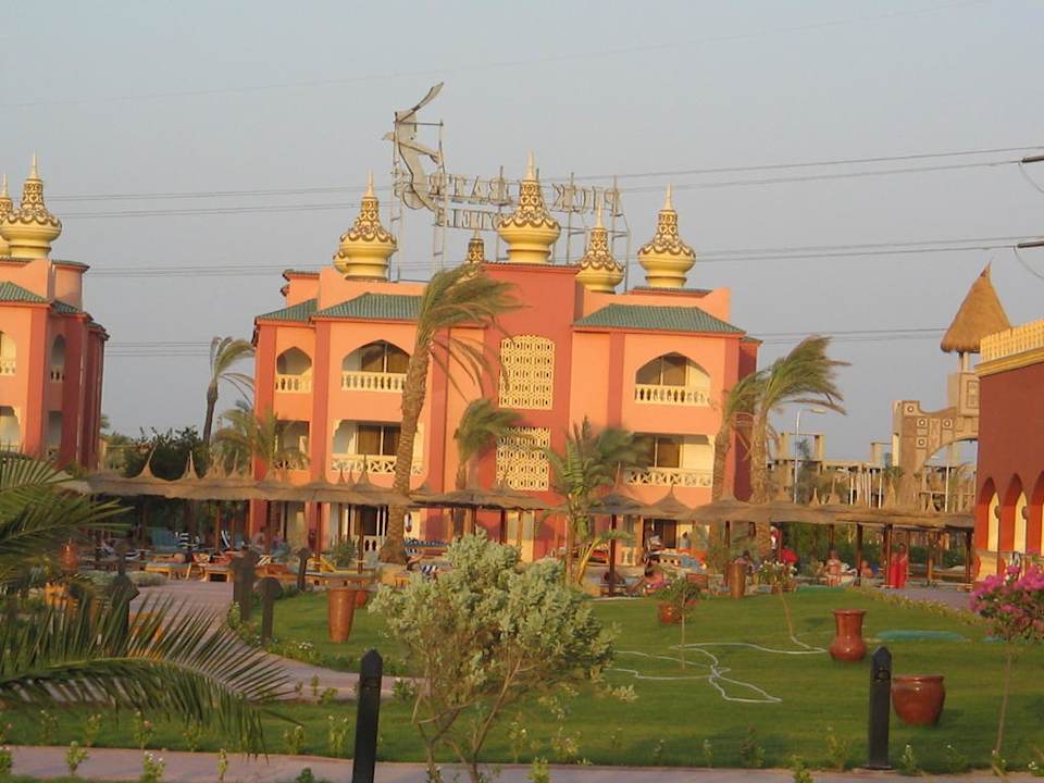 Außenansicht Pickalbatros Alf Leila Wa Leila Resort - Neverland Hurghada