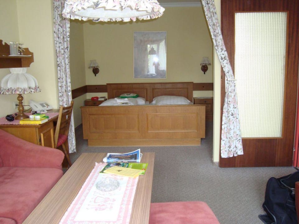 abgetrennter Schlafbereich im Zimmer 211 Sporthotel Parcours