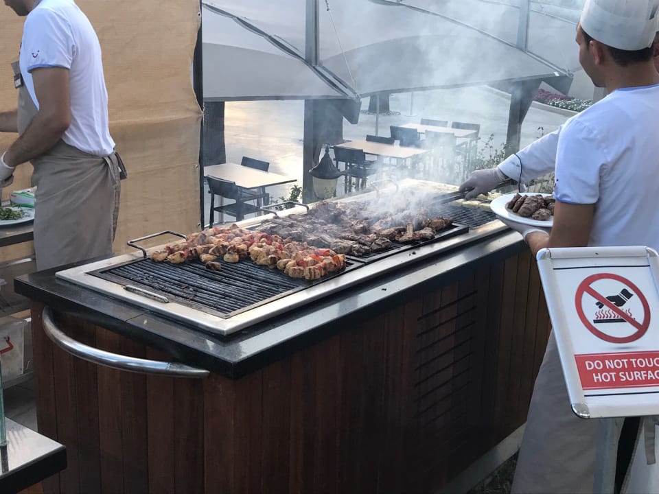 Beach Barbecue TUI BLUE Palm Garden
