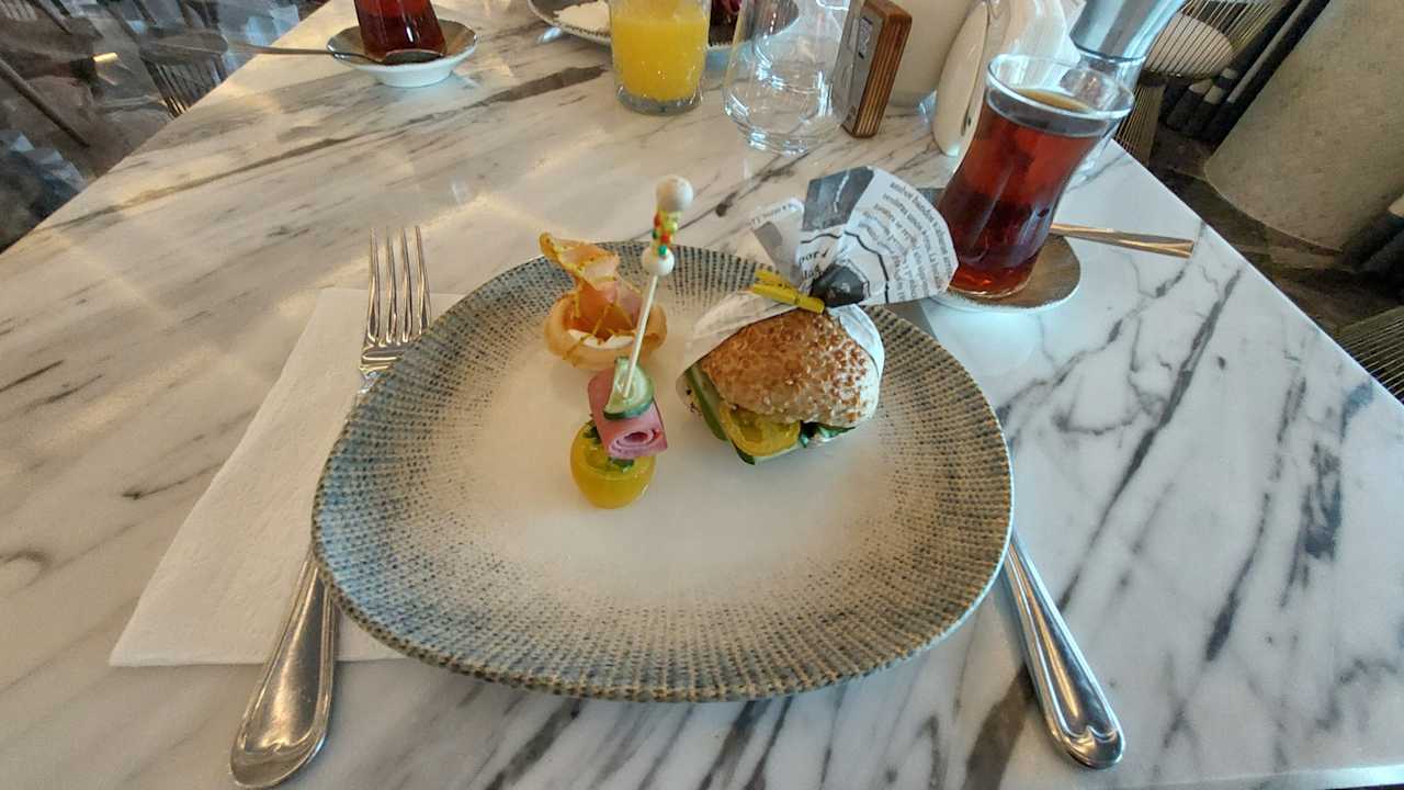 Gastro Rubi Platinum Sign