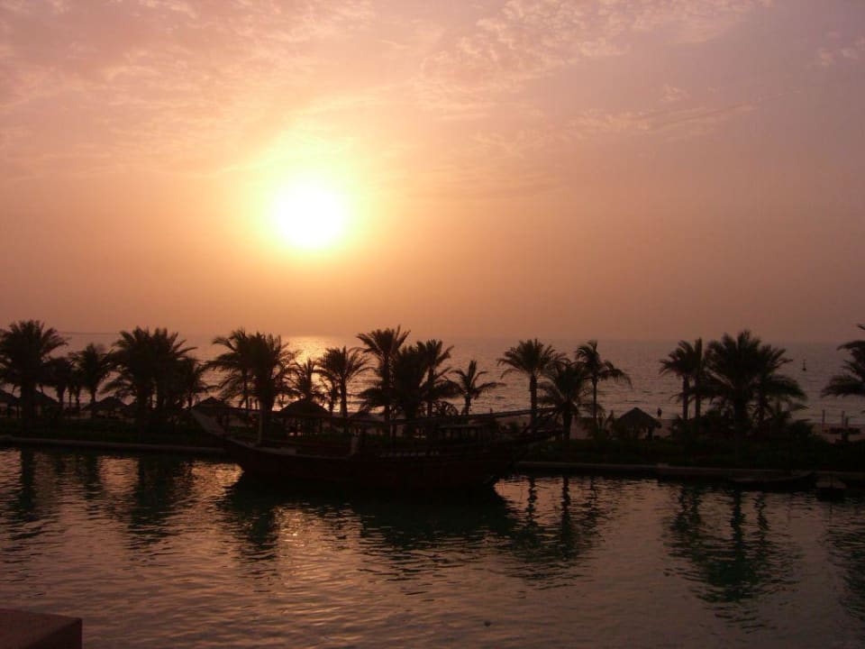 Sonnenuntergang in Dubai im Hotel Mina a' Salam Jumeirah Mina Al Salam