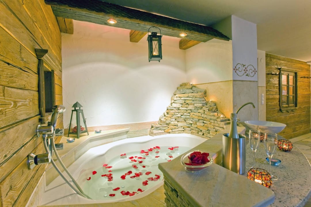 Wellnessbereich Chalet Tschallener Ried i. O. Apartmenthaus Chalet Tschallener