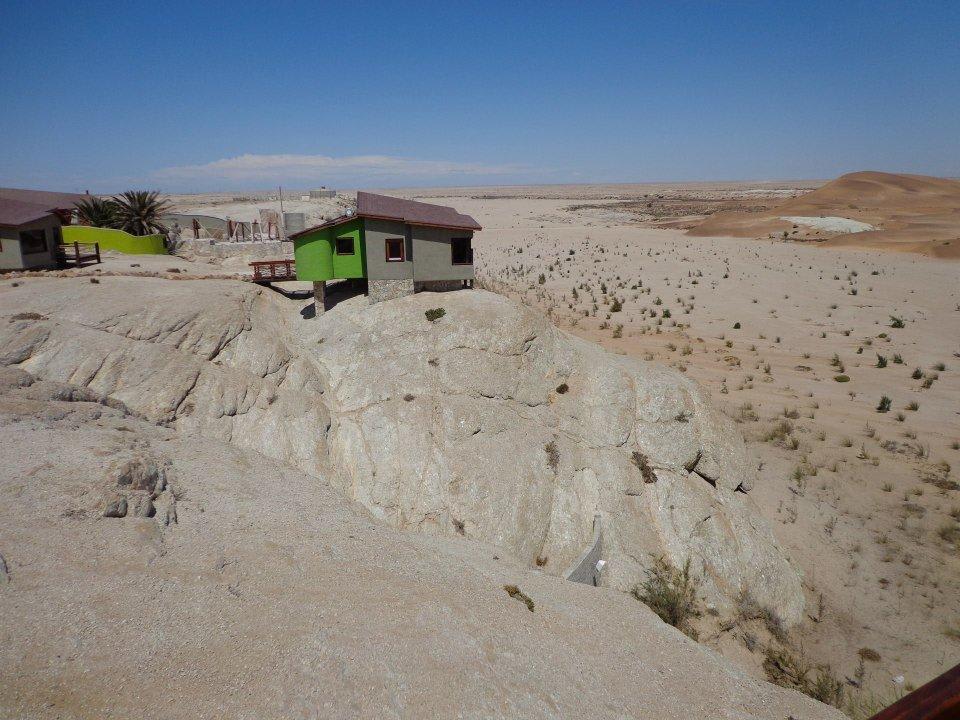 Bungalow on a clift Hotel Desert Breeze Lodge