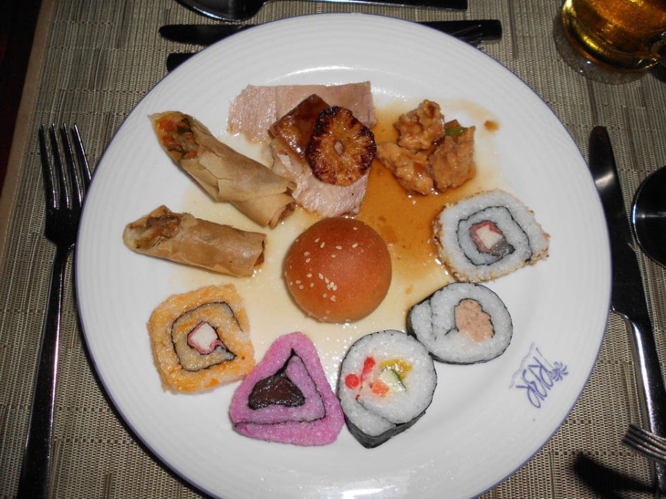 Sushi NH Collection Maldives Reethi Resort