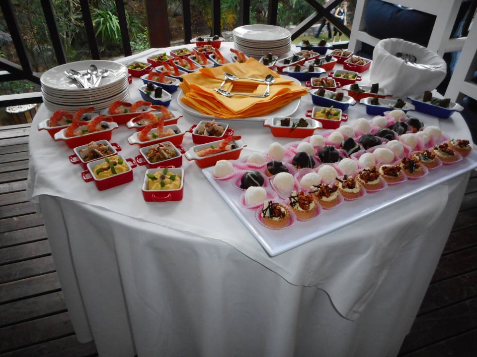 Sweet Dreams Apollonia Beach Resort & Spa
