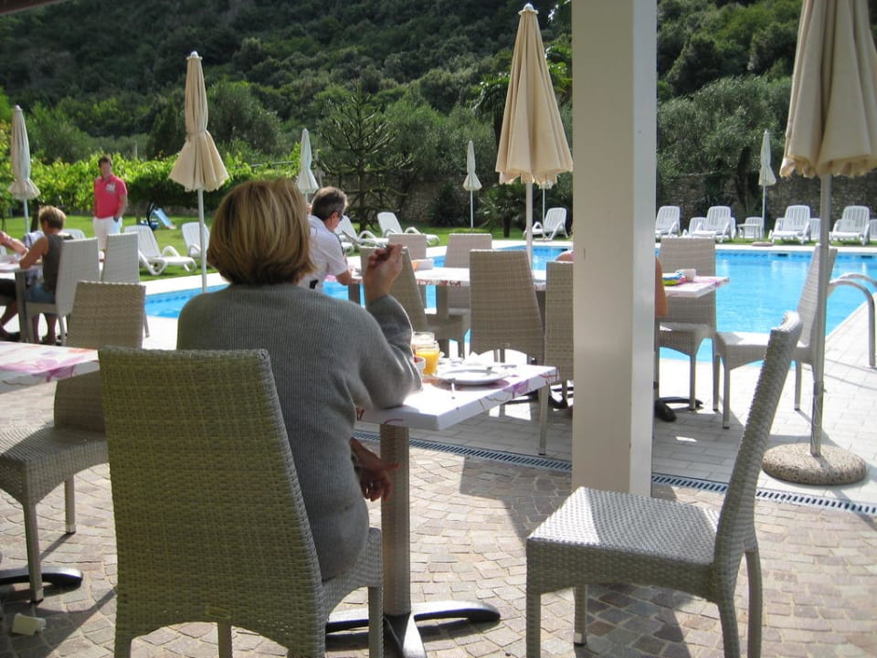 Die Stunden des Frühstücks.. einfach schön AktivHotel SantaLucia