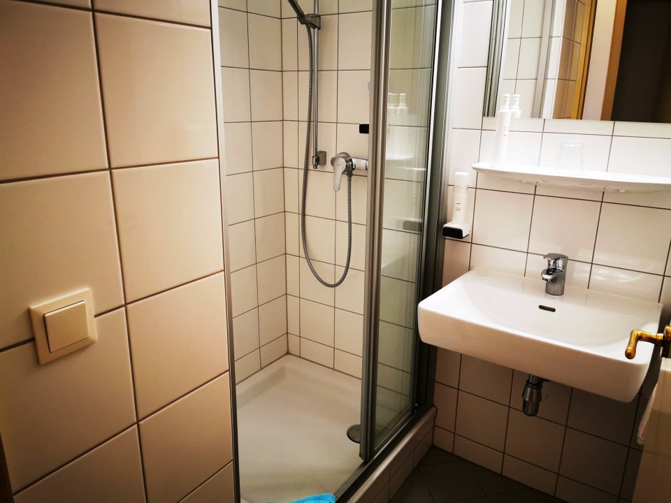 Zimmer Gästehaus im Priesterseminar Salzburg