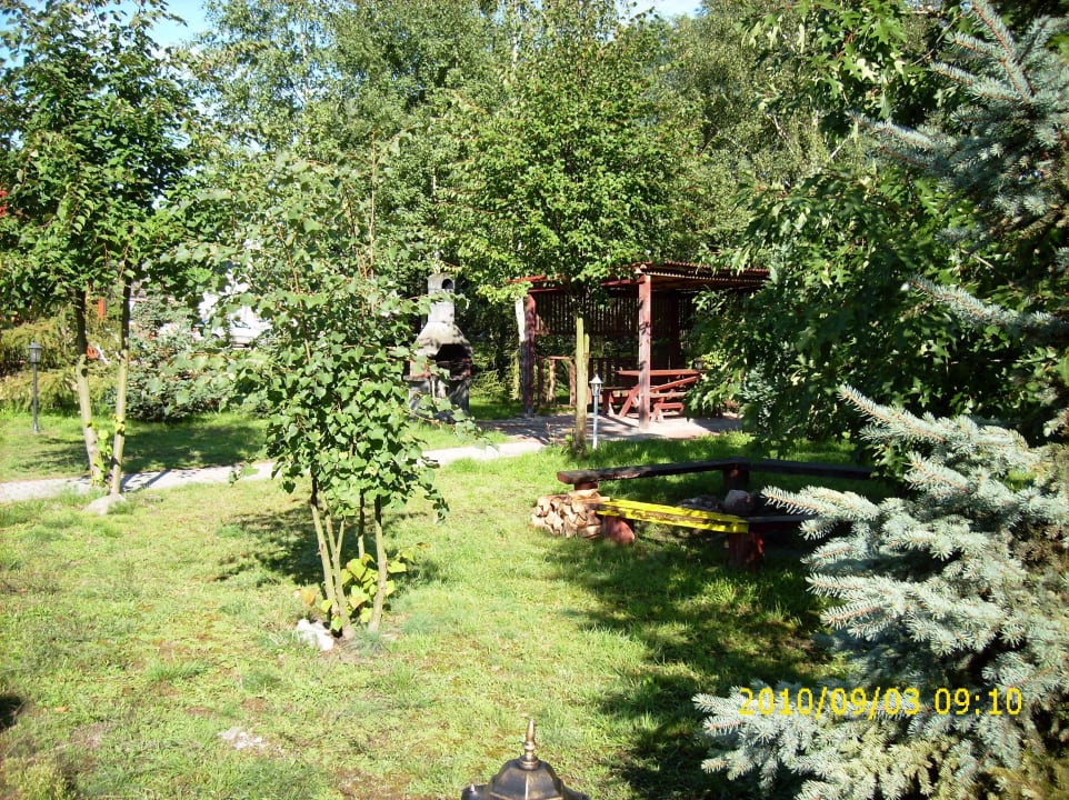 Feuerstelle Center Hotel Bronkow