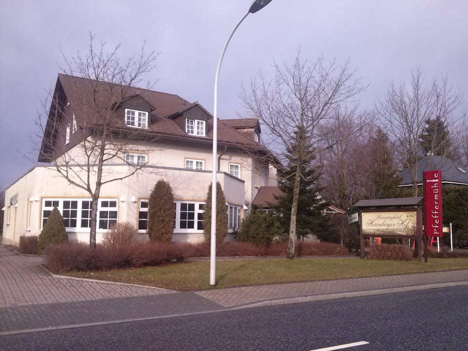 Außen Ansicht Straße Rennsteighotel Herrnberger Hof